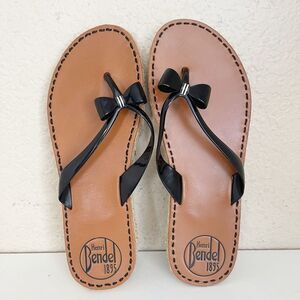 Henri Bendel La Playa Black and Brown flip flop jelly Sandals with Bow Detail 10